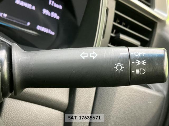 Honda FIT 2018-07 8854662-11