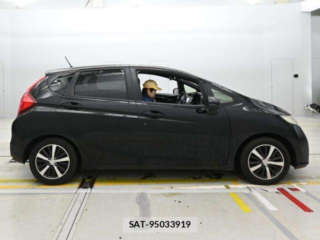 Honda FIT 2019-05 8855784-4