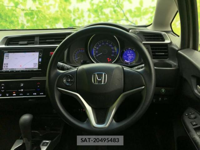 Honda FIT 2016-02 8856049-14