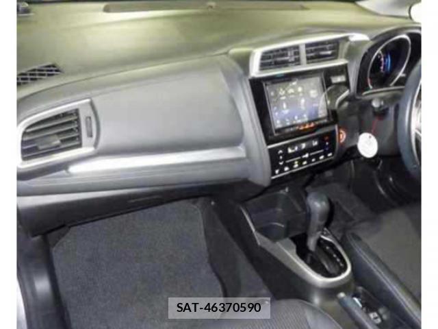 Honda FIT 2019-01 8856363-2