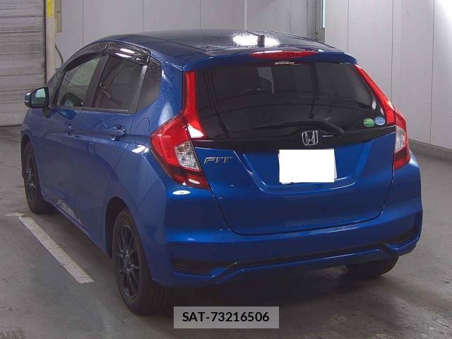Honda FIT 2018-04 8856467-1