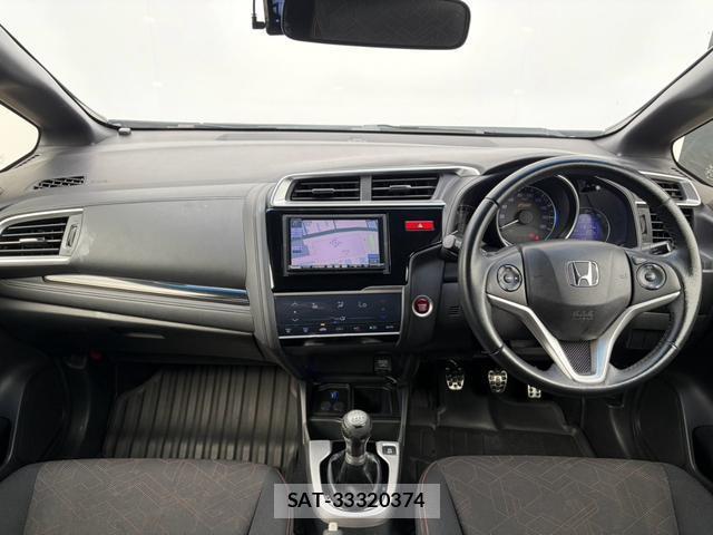 Honda FIT 2014-08 8856485-1
