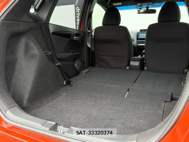 Honda FIT 2014-08 8856485-12