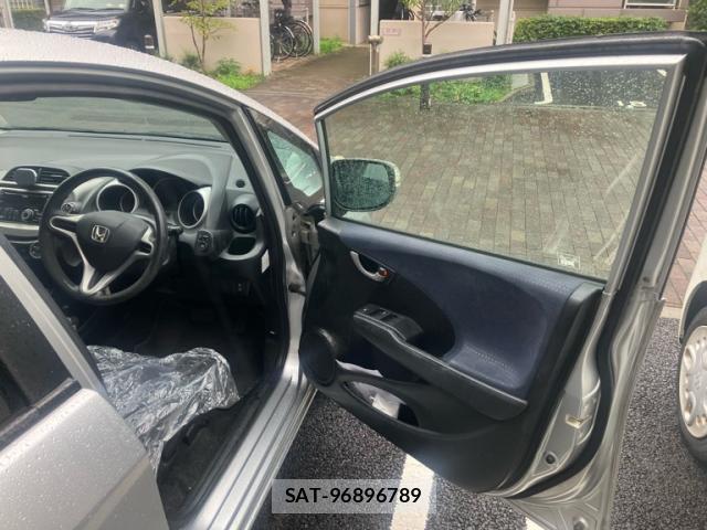 Honda FIT 2009-10 8856663-10