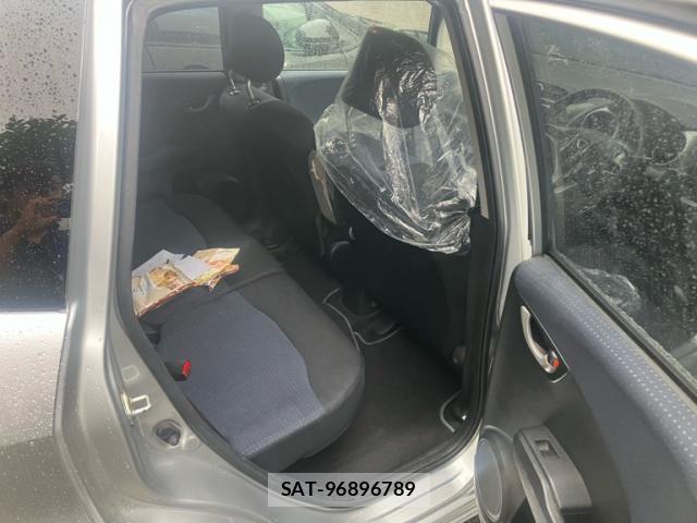 Honda FIT 2009-10 8856663-15