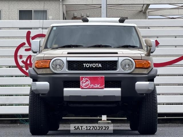 Toyota FJ CRUISER 2013-06 8855732-3