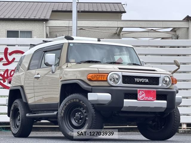 Toyota FJ CRUISER 2013-06 8855732-4