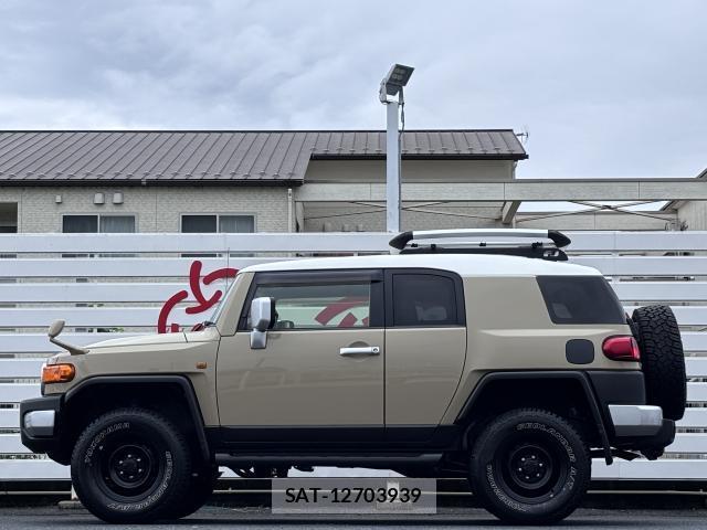 Toyota FJ CRUISER 2013-06 8855732-5