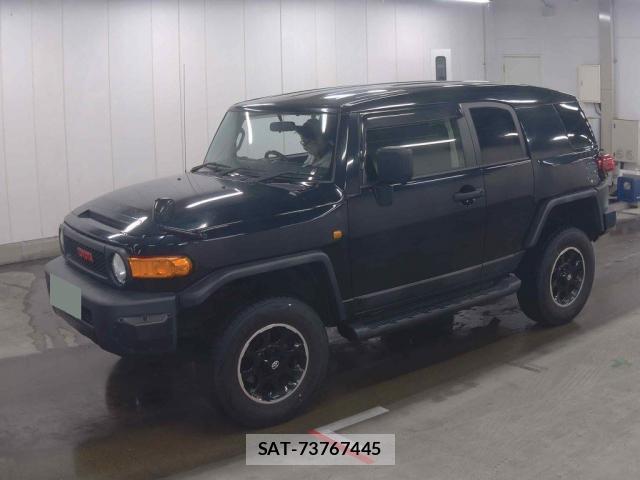 Toyota FJ CRUISER 2013-04 8855849-4