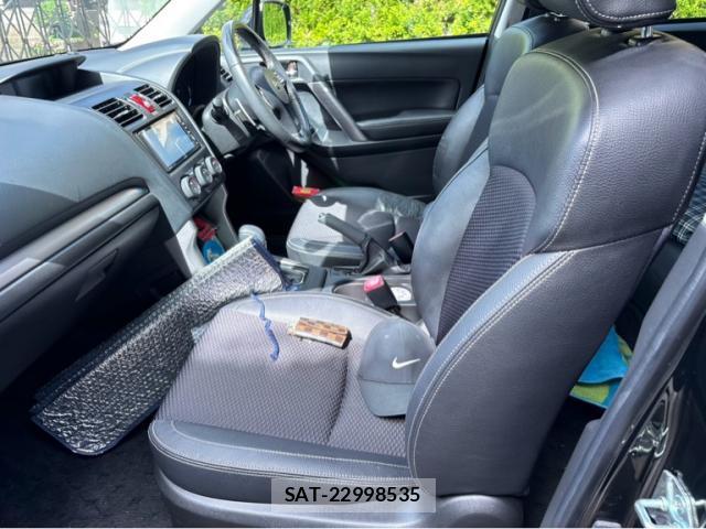 Subaru FORESTER 2014-05 8854497-7