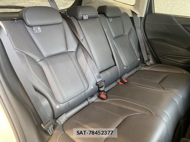 Subaru FORESTER 2019-01 8856191-18