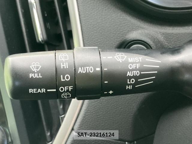 Subaru FORESTER 2019-05 8856963-17
