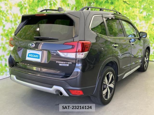 Subaru FORESTER 2019-05 8856963-2