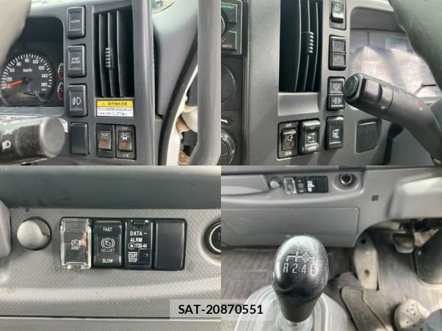 Isuzu FORWARD 2016-03 8855270-11