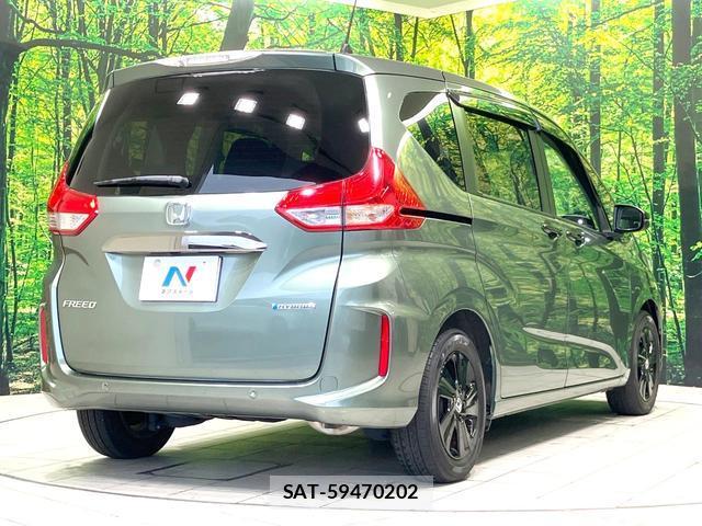 Honda FREED HYBRID 2022-08 8853990-17