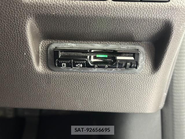 Honda FREED HYBRID 2018-04 8855640-1