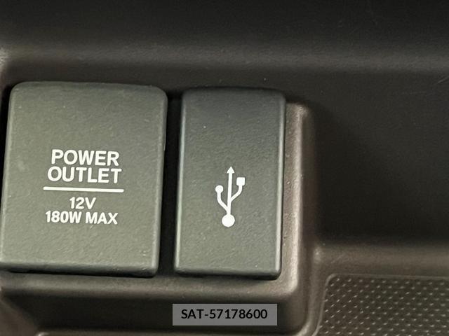 Honda FREED 2023-04 8854788-12