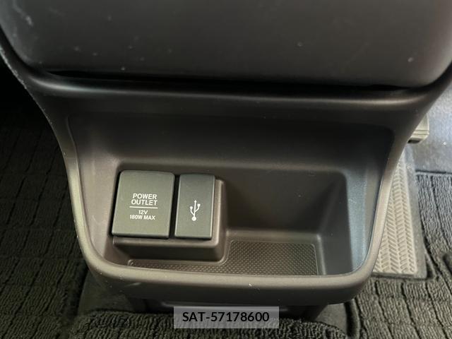 Honda FREED 2023-04 8854788-17