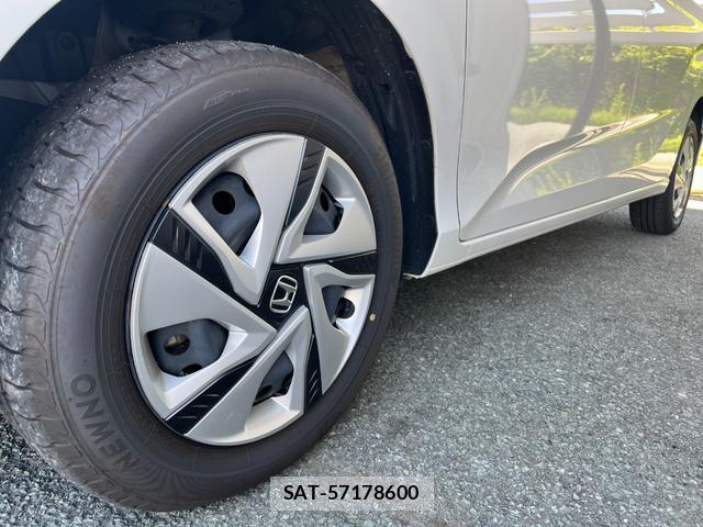 Honda FREED 2023-04 8854788-5