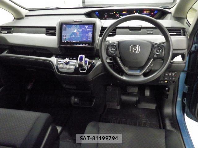 Honda FREED 2017-07 8855558-2