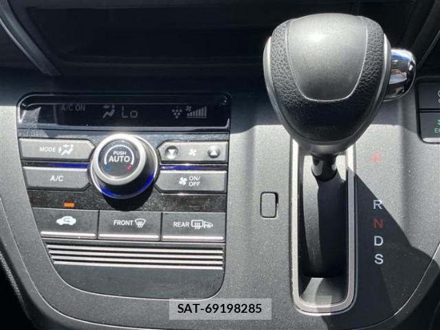 Honda FREED 2018-03 8855247-13
