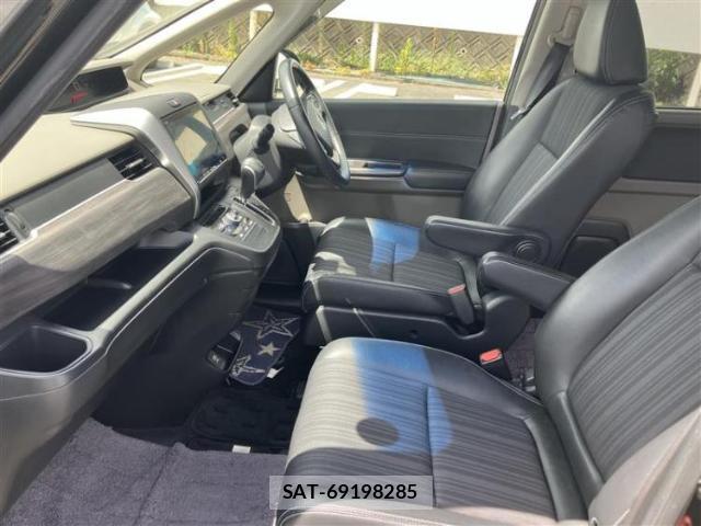 Honda FREED 2018-03 8855247-5