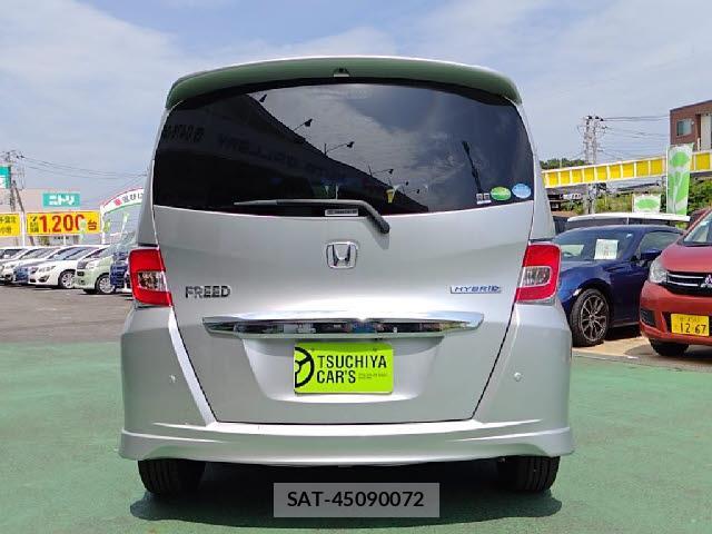 Honda FREED 2016-06 8856817-9