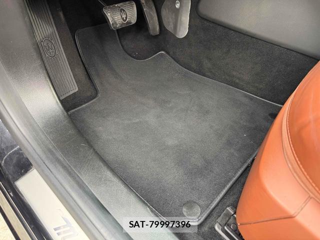 Maserati GHIBLI 2014-03 8856176-10