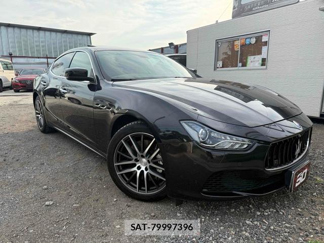 Maserati GHIBLI 2014-03 8856176-14