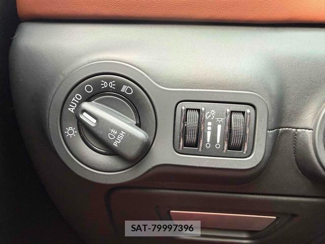 Maserati GHIBLI 2014-03 8856176-7
