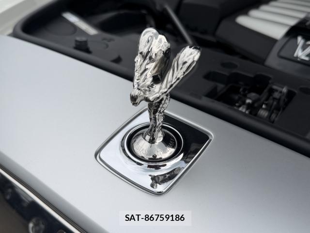 ROLLS-ROYCE GHOST 2012-03 8854679-16
