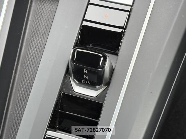 VolksWagen GOLF GTI 2022-05 8854089-17