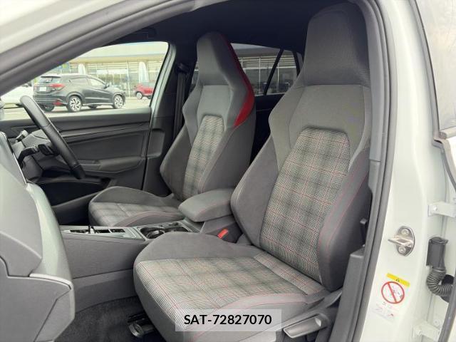 VolksWagen GOLF GTI 2022-05 8854089-5