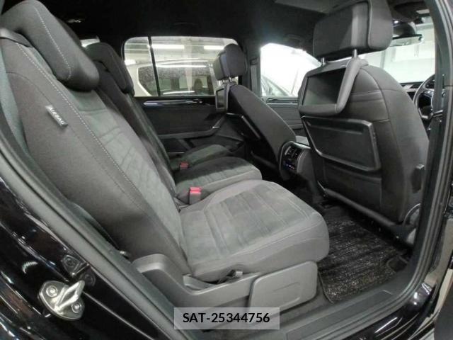 VolksWagen GOLF TOURAN 2021-11 8855816-4