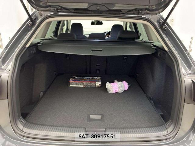 VolksWagen GOLF VARIANT 2023-09 8855790-7