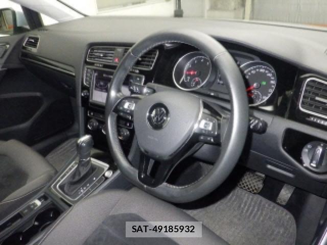 VolksWagen GOLF 2014-10 8855758-2