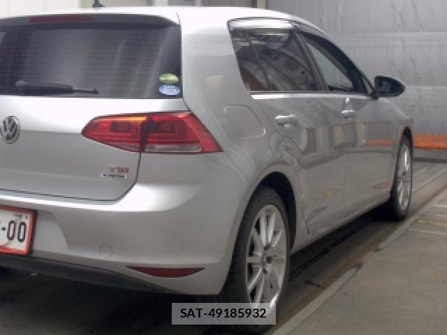 VolksWagen GOLF 2014-10 8855758-4
