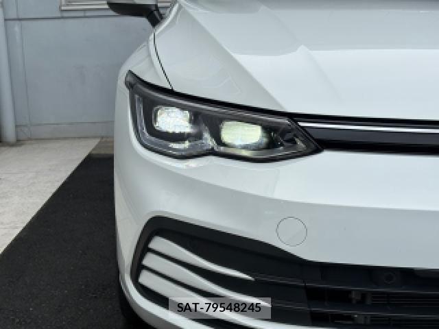 VolksWagen GOLF 2023-08 8855810-1