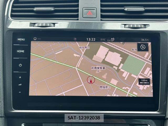 VolksWagen GOLF 2018-06 8856510-19