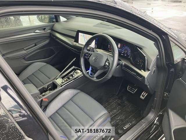 VolksWagen GOLF 2023 8856601-1