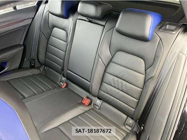 VolksWagen GOLF 2023 8856601-11