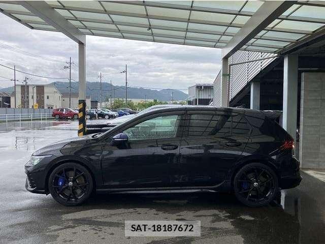 VolksWagen GOLF 2023 8856601-4