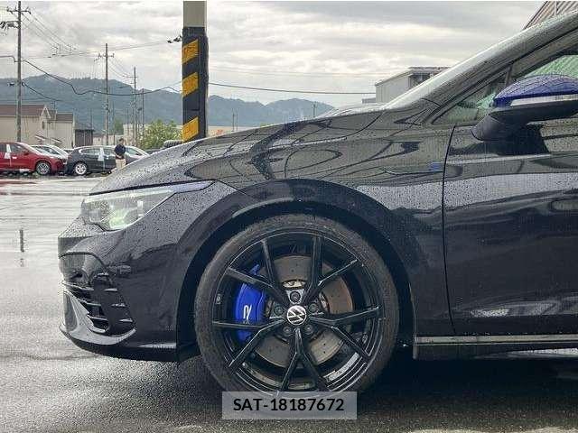 VolksWagen GOLF 2023 8856601-5