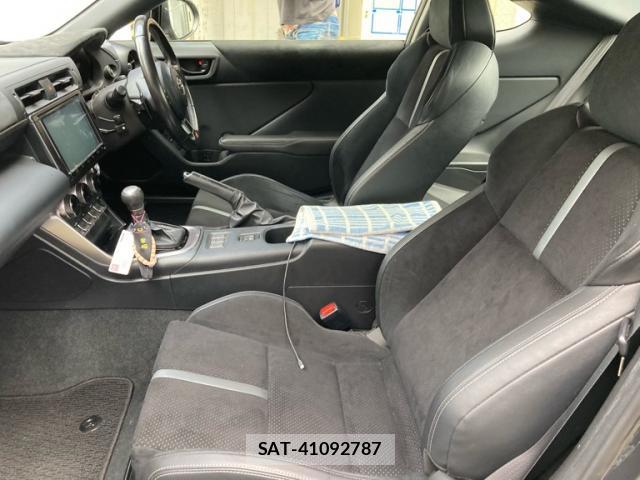 Toyota GR86 2022-01 8854464-3