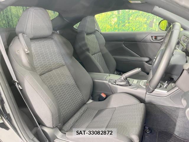 Toyota GR86 2023-04 8854628-7