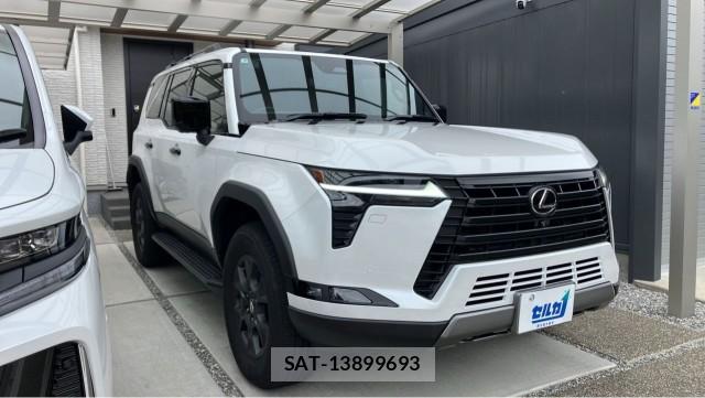 Lexus GX 2025-10 8855307-11