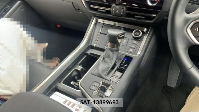 Lexus GX 2025-10 8855307-14