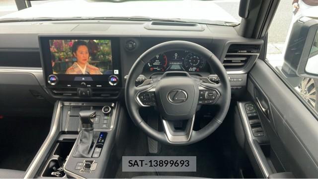 Lexus GX 2025-10 8855307-16