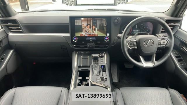 Lexus GX 2025-10 8855307-2