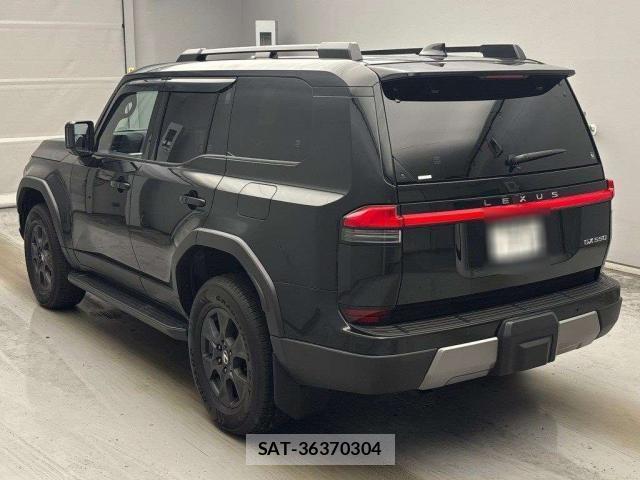 Lexus GX 2025-08 8856057-1